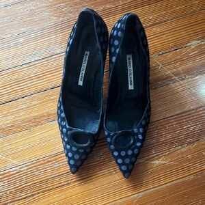 EUC MANOLO BLAHNIK kitten heels 40.5